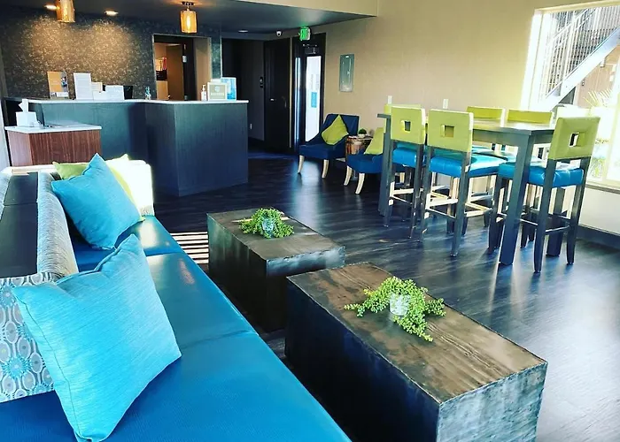 The Hotel Y